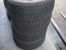 Picture 3 of Dunlop tire