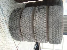 Picture 4 of Bridgestone tire