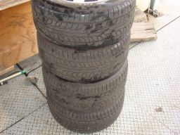 Picture 2 of Firestone tire