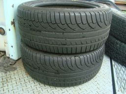 Picture 2 of Michelin tire
