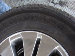 Picture 4 of Yokohama tire