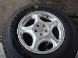 Picture 1 of Observe tire