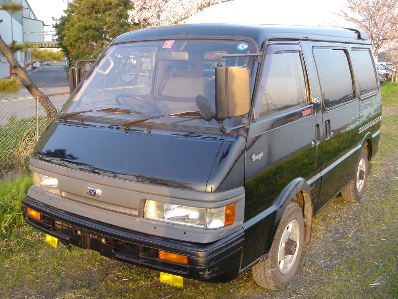 Mazda bongo wagon