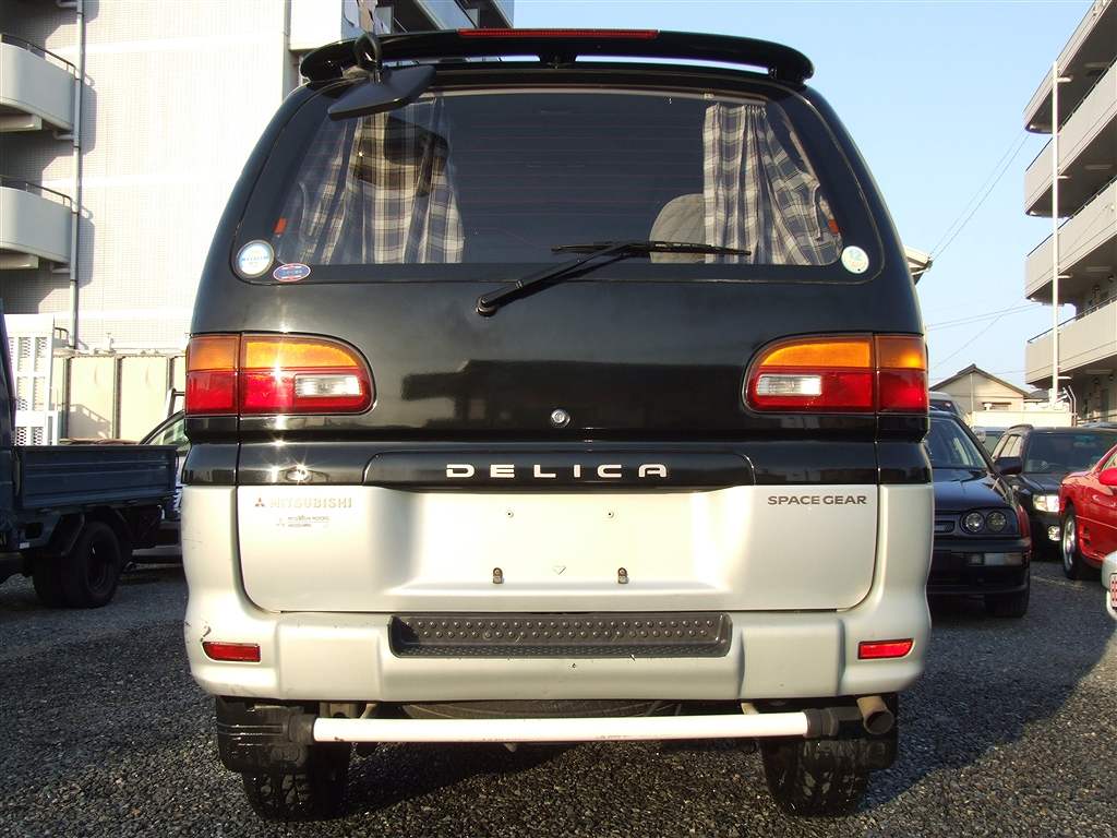 Mitsubishi DELICA SPACE GEAR Exceed1, 1995, used for sale