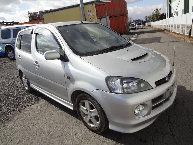 Daihatsu yrv turbo