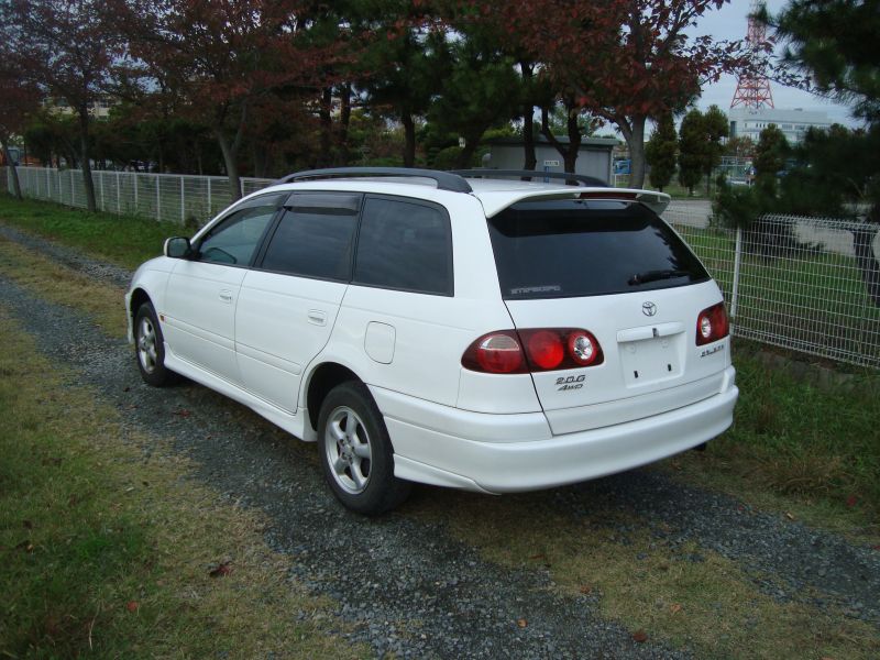 Toyota caldina 2