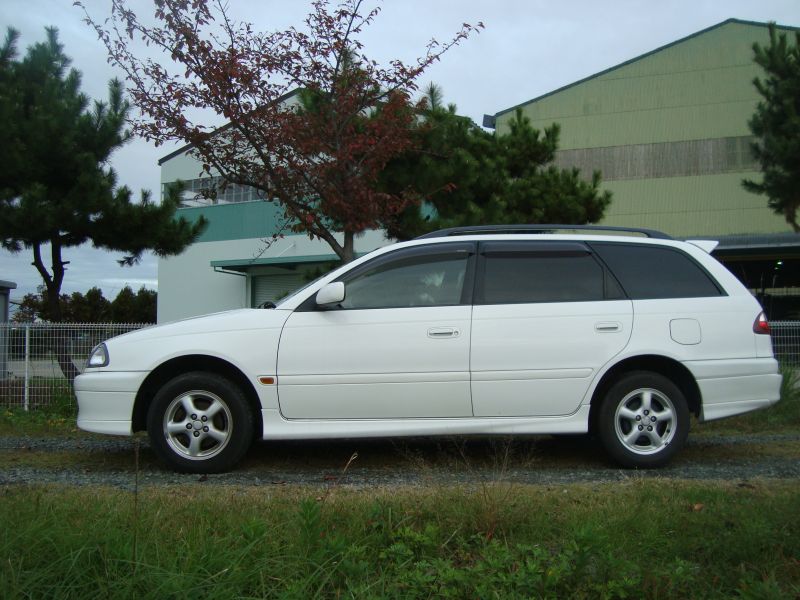 Toyota caldina 2