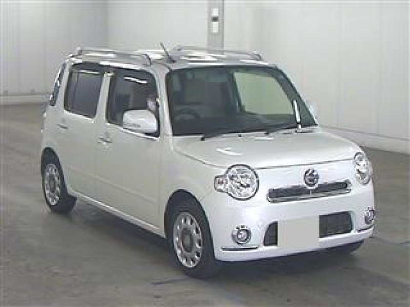 Daihatsu mira cocoa