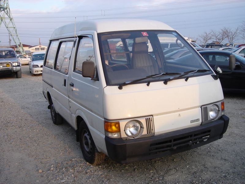 Nissan vanette van truck
