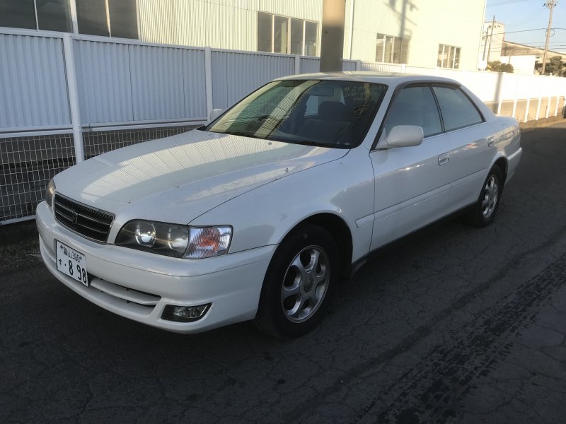Toyota chaser avante