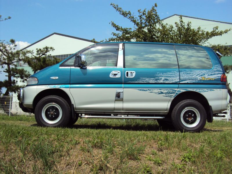 Mitsubishi DELICA SPACE GEAR 4WD JASPER AEROROOF TURBO, 1997, used for sale
