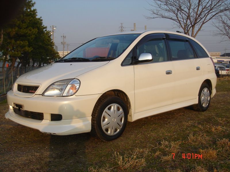 Toyota nadia 1999