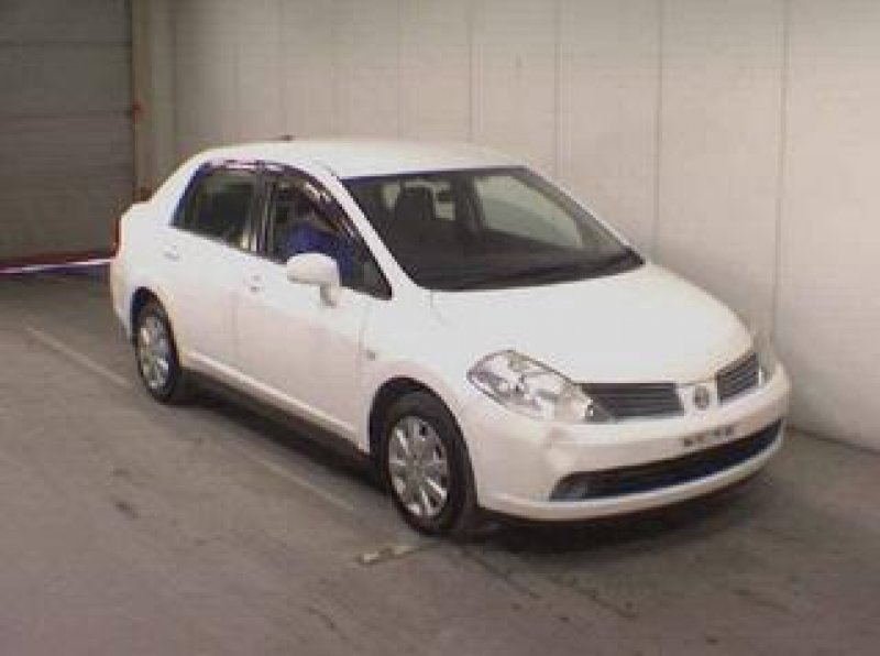 Nissan TIIDA LATIO 15B, 2006, used for sale