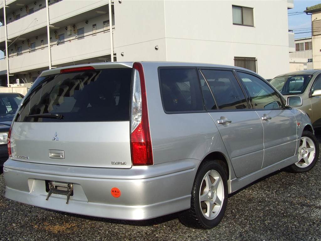 Mitsubishi cedia wagon