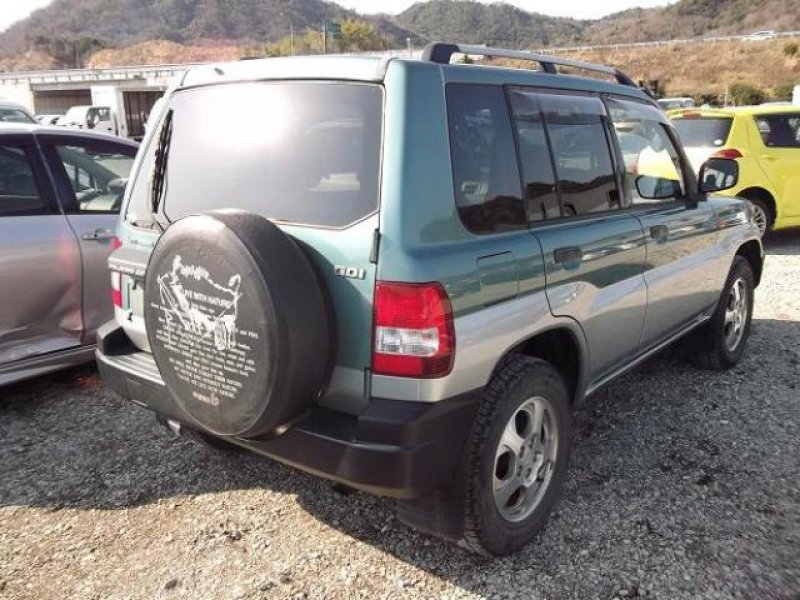 Подрамник pajero io