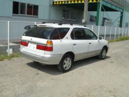Nissan rnessa 1998