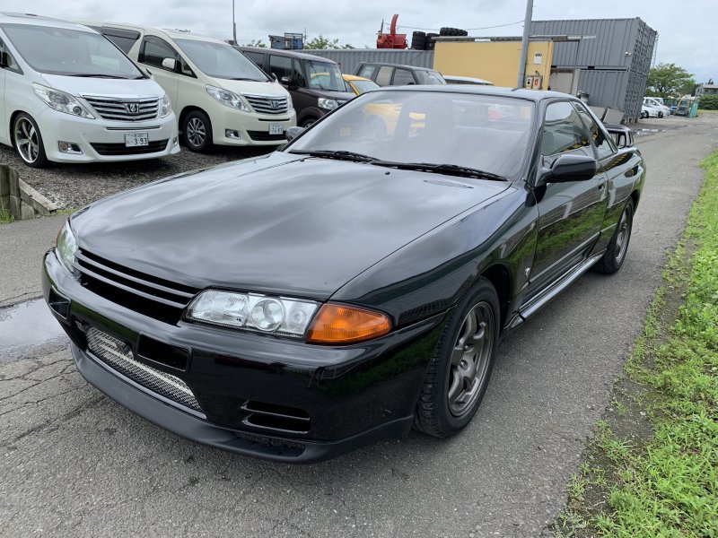 Nissan skyline 90