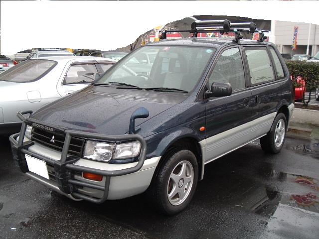 Mitsubishi rvr 1995