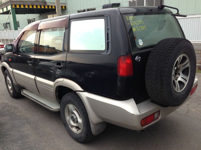 Nissan mistral 1995