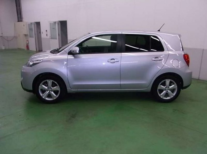 Toyota ist 2010