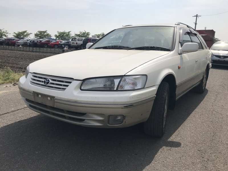 Toyota camry gracia 1997