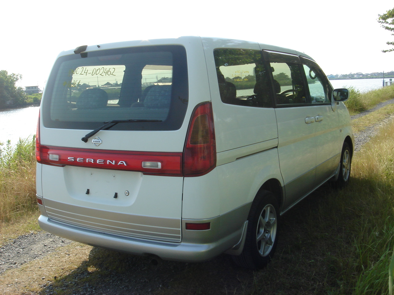 Nissan serena 4wd