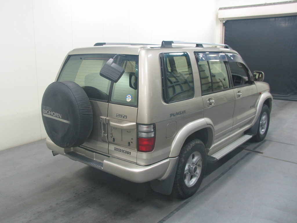 Isuzu bighorn 2001