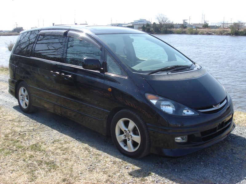 Toyota estima 2000