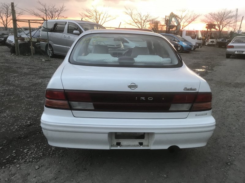 Nissan cefiro 1995