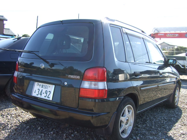 Mazda demio 1997