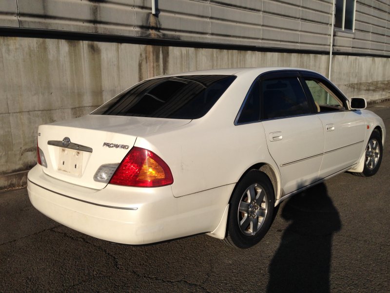 Toyota pronard 2000