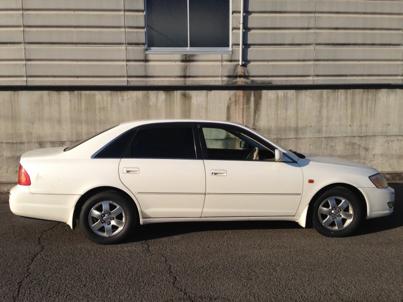 Toyota pronard 2000
