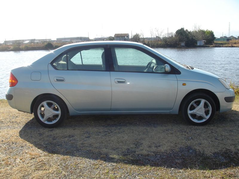 Toyota prius 1999