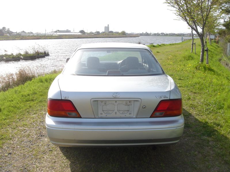 Toyota vista 1995