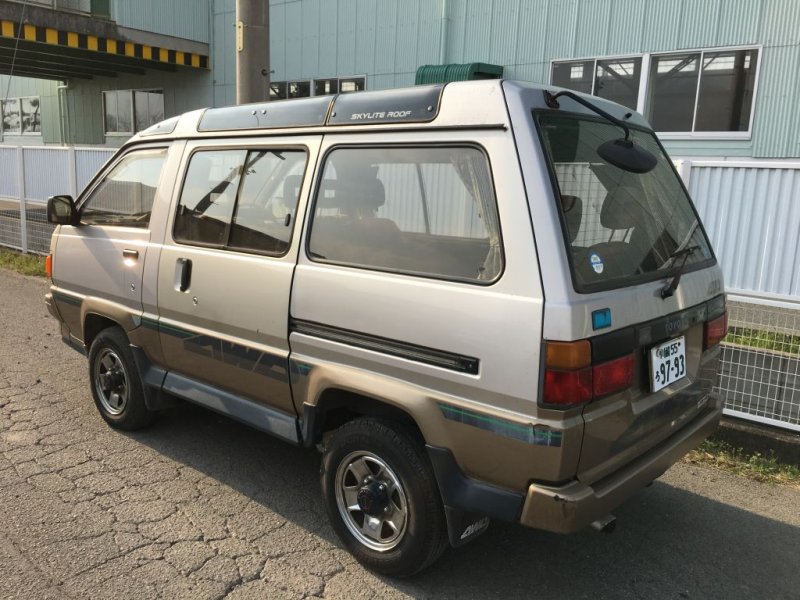 Toyota town ace 1988