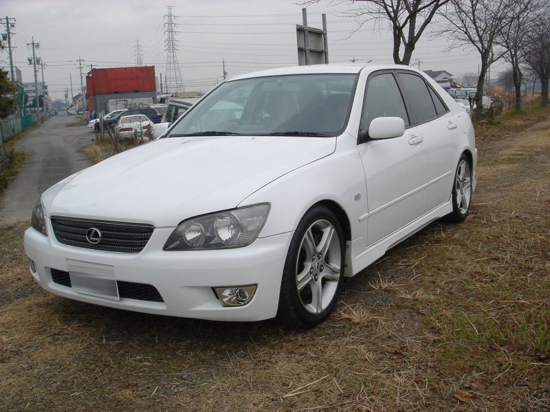 Toyota altezza лексус