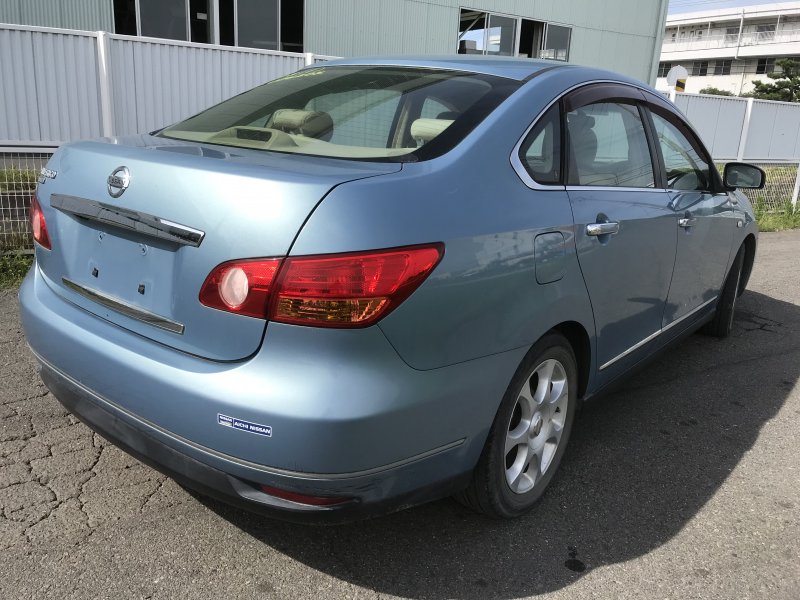 Nissan bluebird 2005