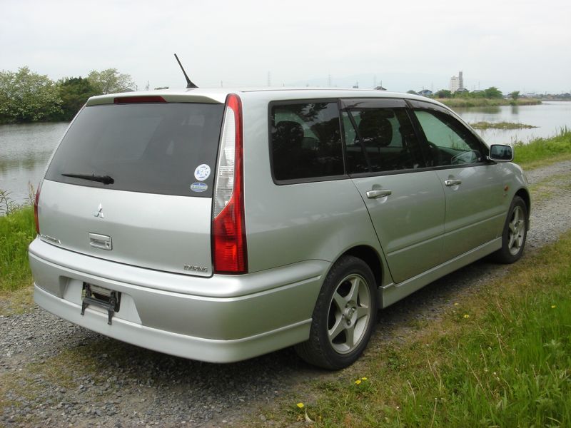 Mitsubishi lancer cedia wagon
