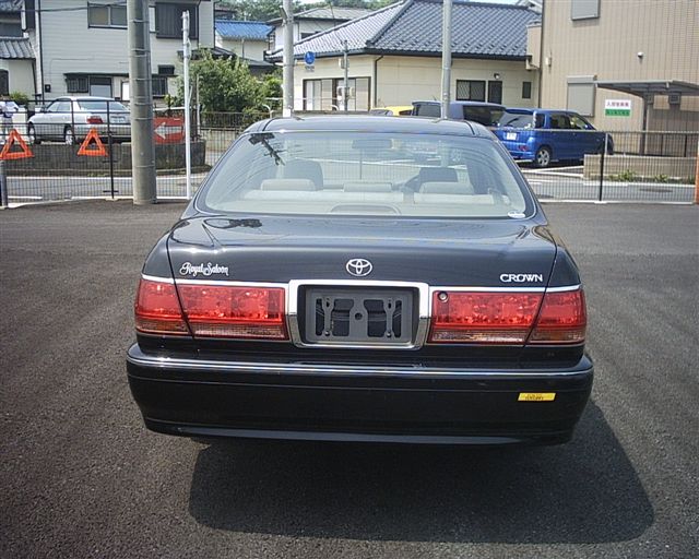 Toyota CROWN Royal Saloon, 2003, used for sale