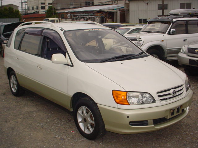 Toyota ipsum 1999