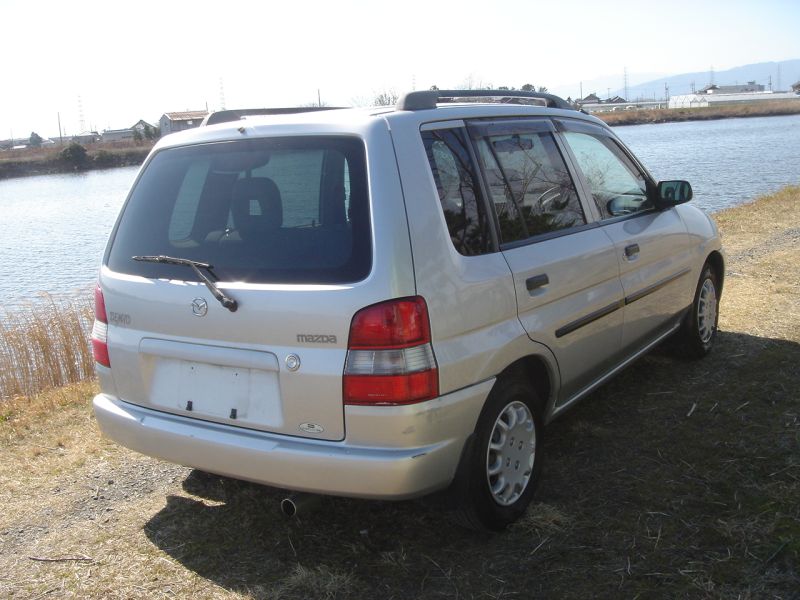Mazda demio 1998