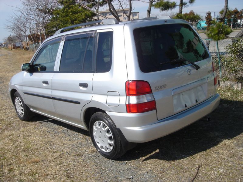 Mazda demio 1998