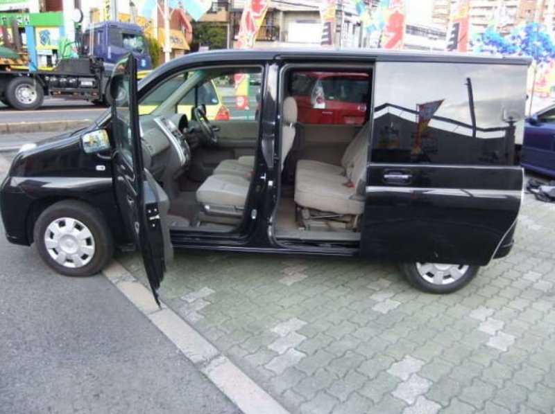Honda mobilio 2005