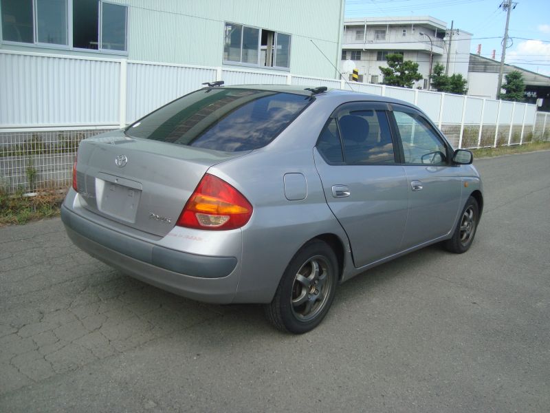 Toyota prius 1998