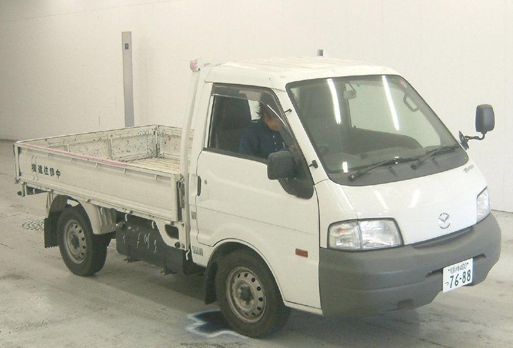 Mazda bongo 2005