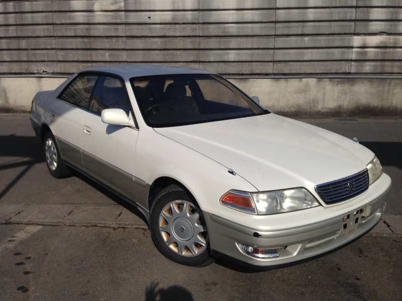 Toyota mark 2 grande
