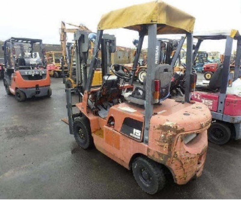 Nissan j01 погрузчик