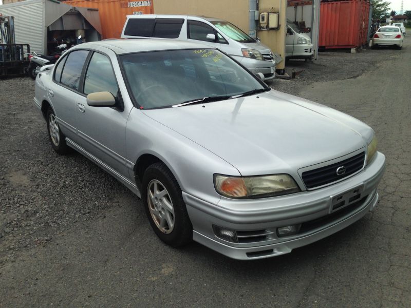 Nissan cefiro 1995
