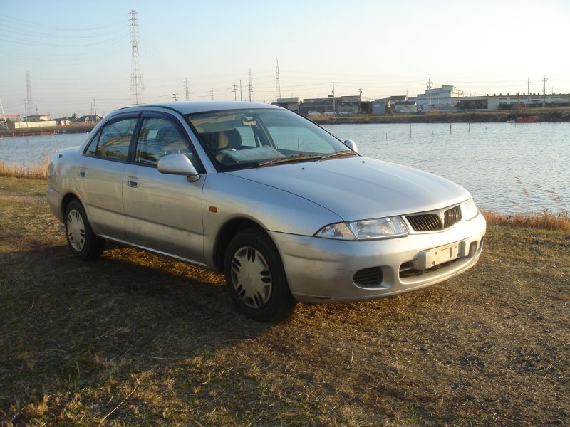 Mitsubishi carisma 1998
