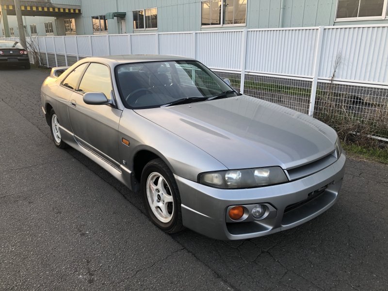 Nissan skyline gts